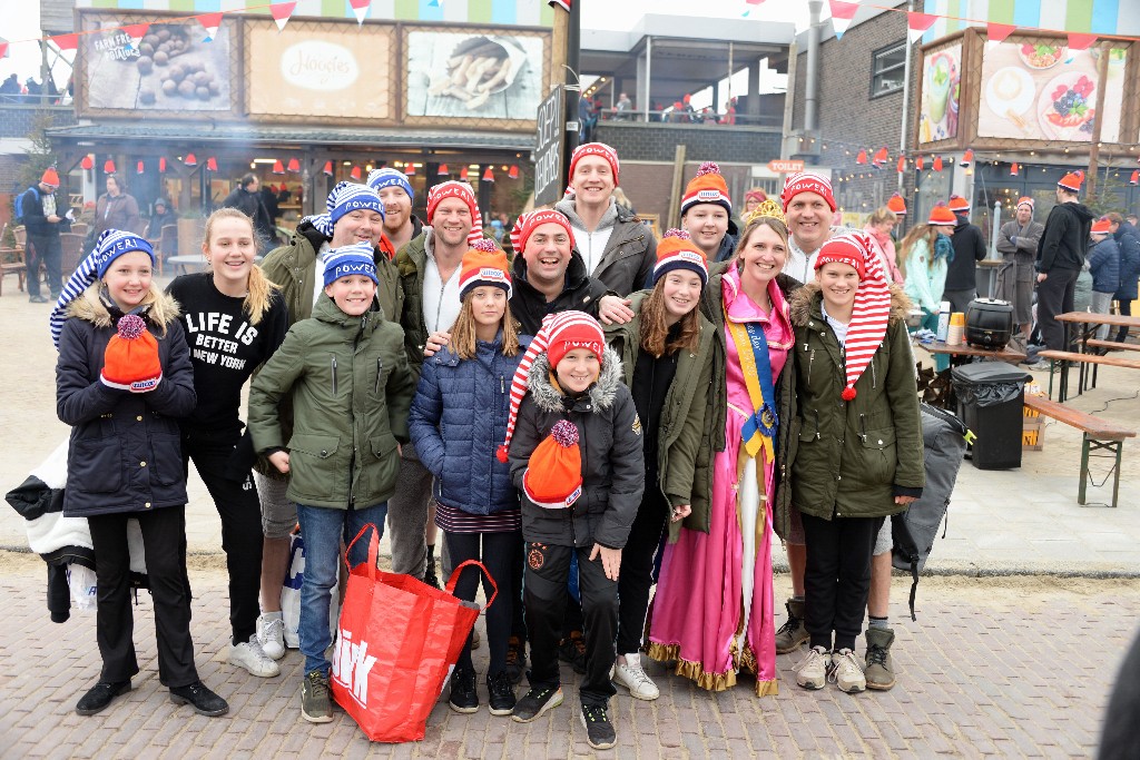 ../Images/Nieuwjaarsduik Nederzandt 2020 009.jpg